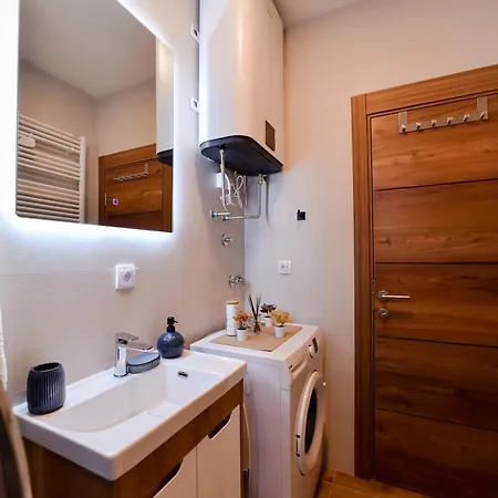 Hedona Apartment
